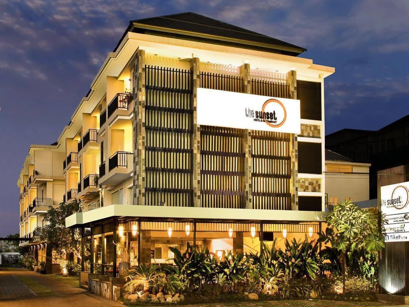 Bloo Bali Hotel Kuta Lombok Exterior foto